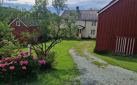 Åsenfjord, feriehus ved sjøen